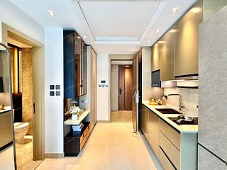 North Point - Victoria Harbour Phase 2B-3 Tower 5 11