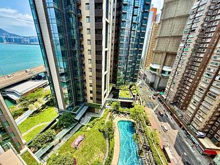 North Point - Victoria Harbour Phase 2B-3 Tower 5 18