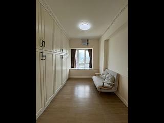 Mid Levels West - Lyttelton Garden 03