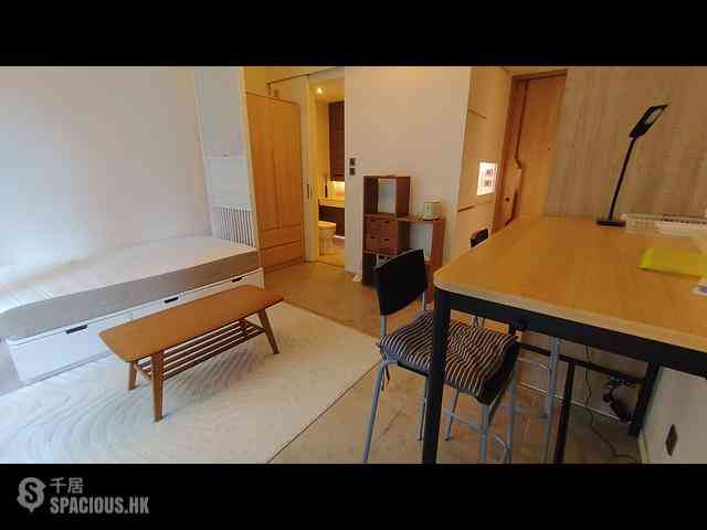 Sai Ying Pun - Bohemian House 01