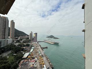 Kennedy Town - The Merton Tower 1 07