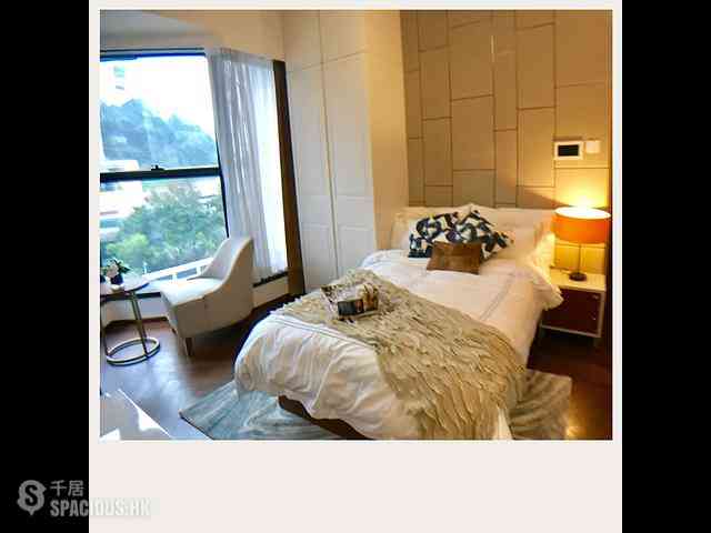 Shek Tong Tsui - One South Lane 01