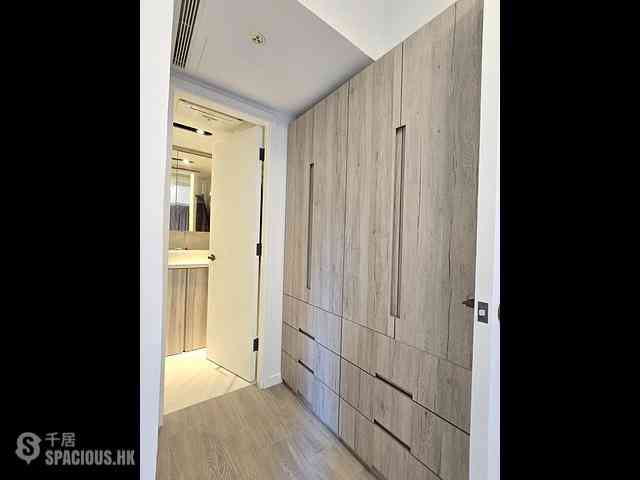Shek Tong Tsui - High West 01