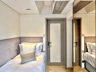 Causeway Bay - The Hayworth 13