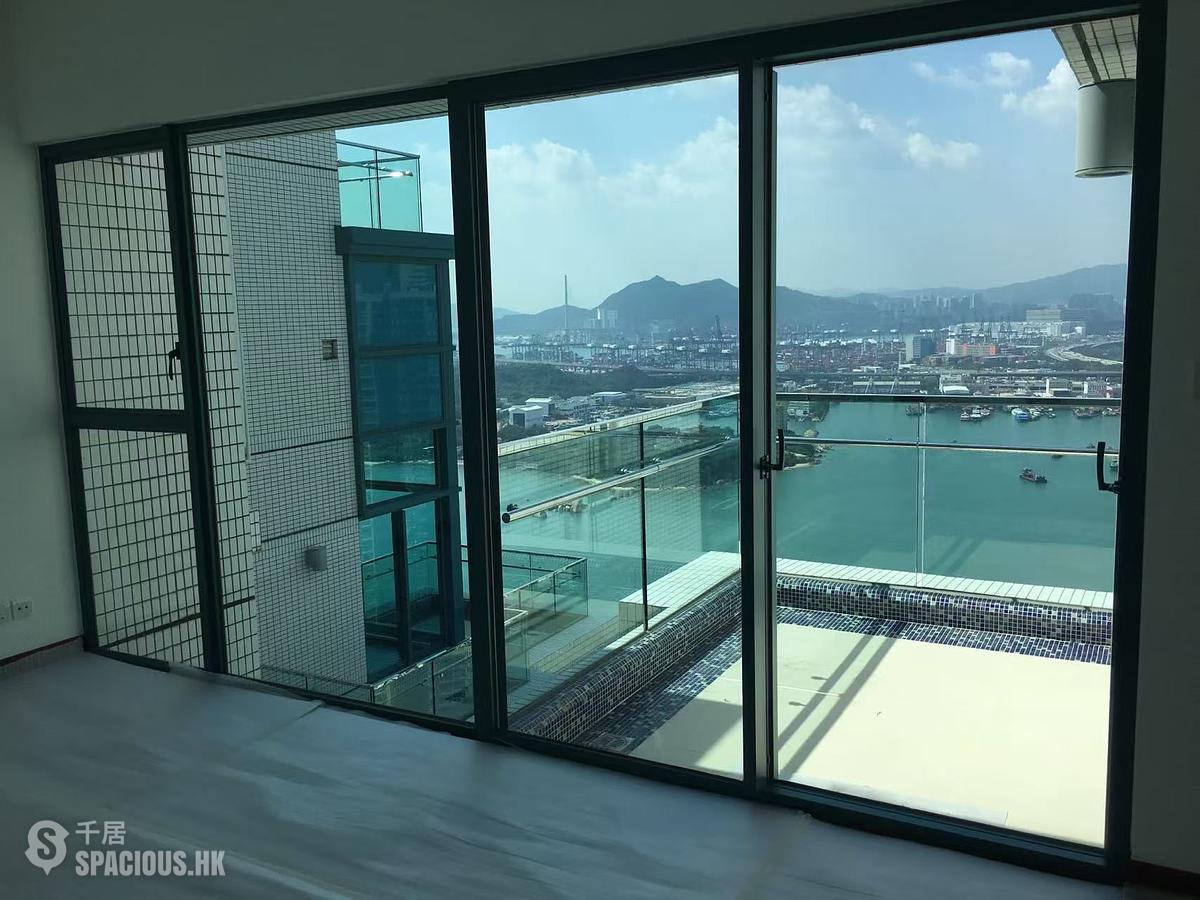 Tai Kok Tsui - The Long Beach 01