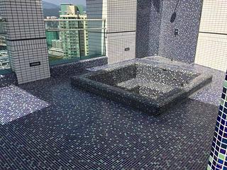 Tai Kok Tsui - The Long Beach 02