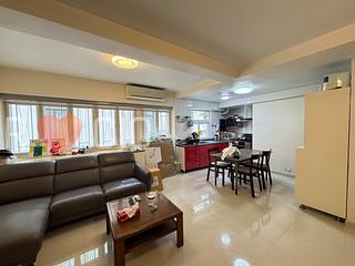 Happy Valley - Fung Fai Court 03