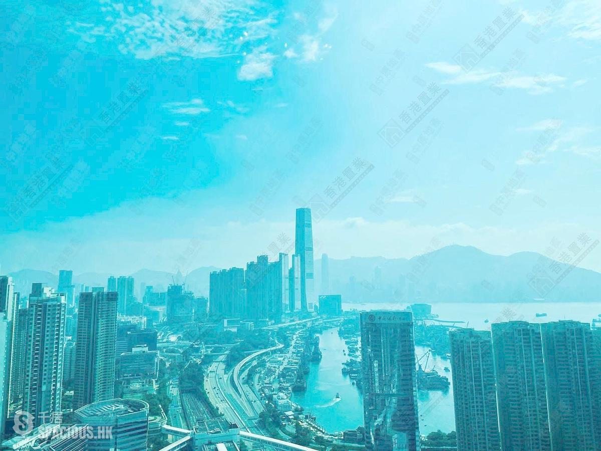 Tai Kok Tsui - Harbour Green 01