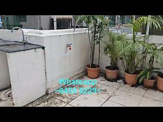 Sai Ying Pun - Fu Wah Building 09