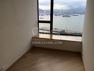 Shek Tong Tsui - Harbour One 02