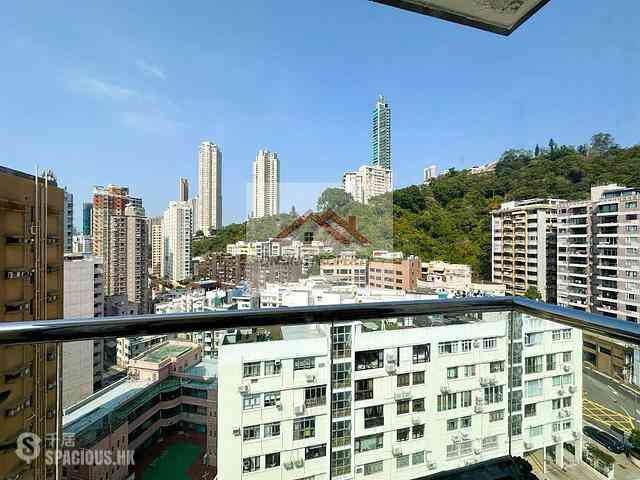 Happy Valley - Holly Court 01