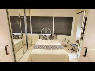 Sheung Wan - 185, Wing Lok Street 08