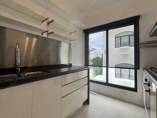 Pok Fu Lam - Aqua 33 11