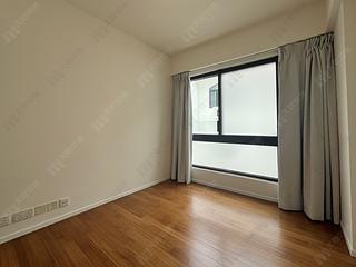 Pok Fu Lam - Aqua 33 30