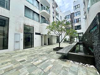Pok Fu Lam - Aqua 33 45