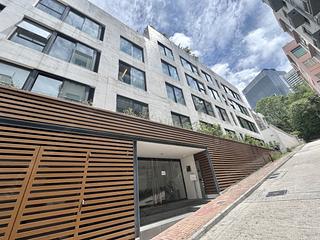 Pok Fu Lam - Aqua 33 43
