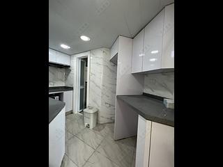 Tai Kok Tsui - Harbour Green Tower 6 08