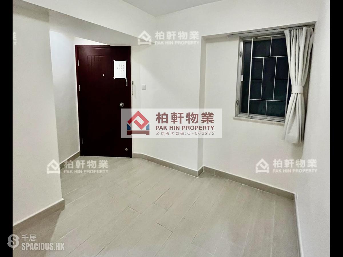 Quarry Bay - Westlands Court 01