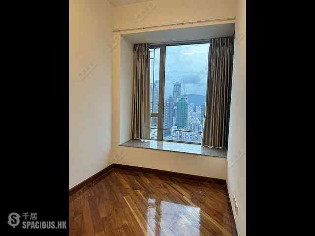 Tai Kok Tsui - The Hermitage Block 2 07