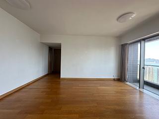 Sai Ying Pun - Island Crest 03