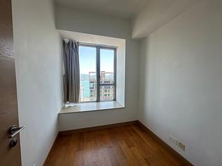 Sai Ying Pun - Island Crest 08