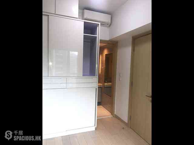 Tseung Kwan O - Twin Peaks Block 1 06