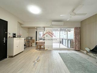 Mid Levels Central - Carlos Court 02