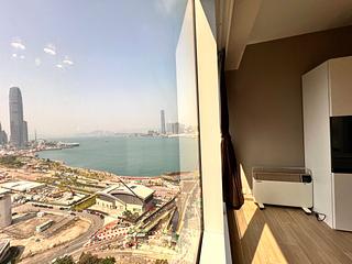 Wan Chai - Convention Plaza Apartments 11