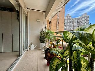 Pok Fu Lam - Baguio Villa Block 25 10