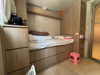 Pok Fu Lam - Baguio Villa Block 25 25
