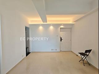 Wan Chai - Vincent Mansion High Block 04