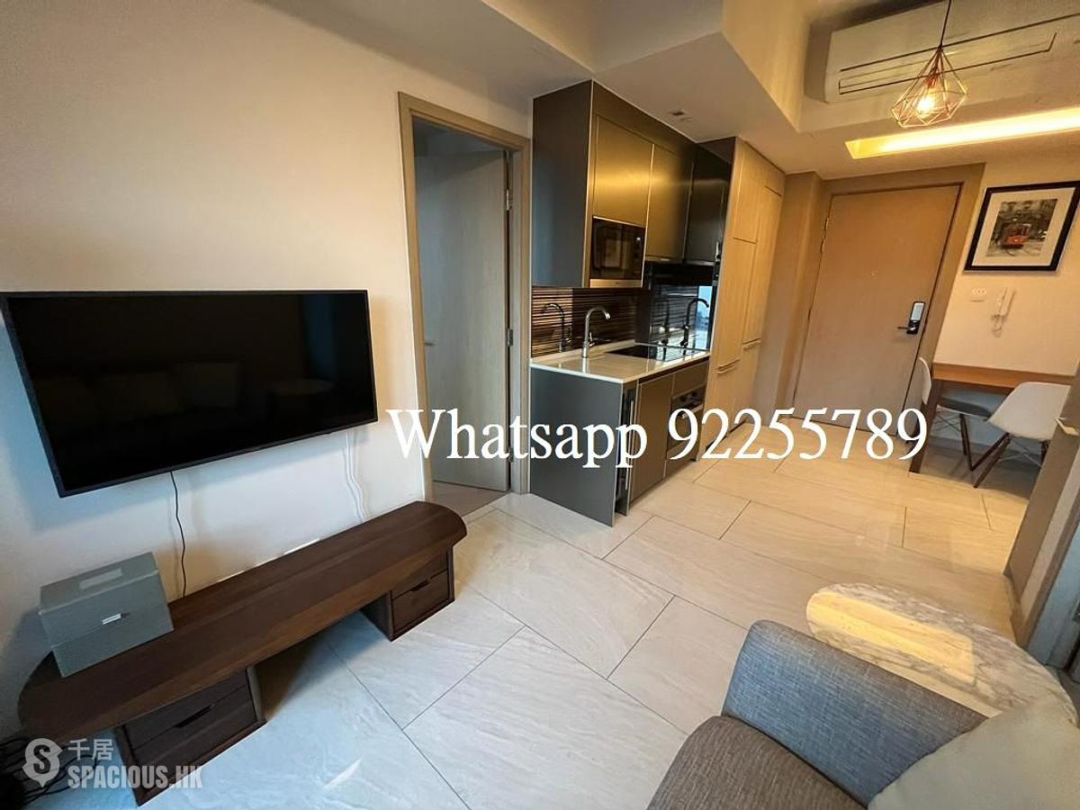 Sai Ying Pun - King's Hill 01
