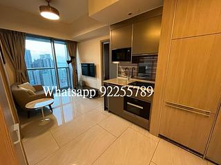 Sai Ying Pun - King's Hill 02