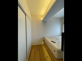 Poho - 138-142, Hollywood Road 04