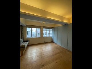 Poho - 138-142, Hollywood Road 07