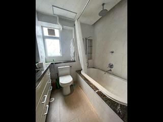 Mid Levels West - Bonham Court 06