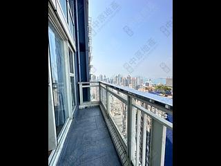 Soho - Centrestage 15