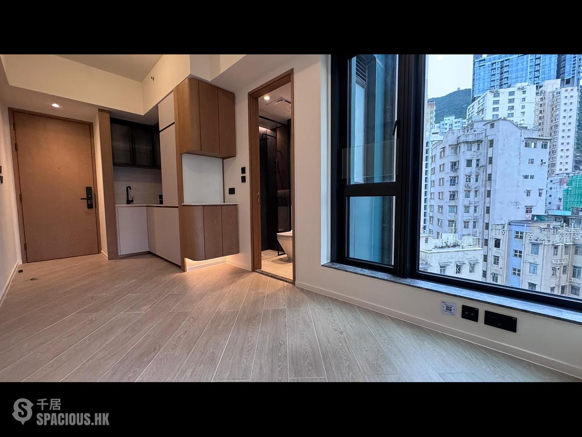 Shau Kei Wan - Oria 01