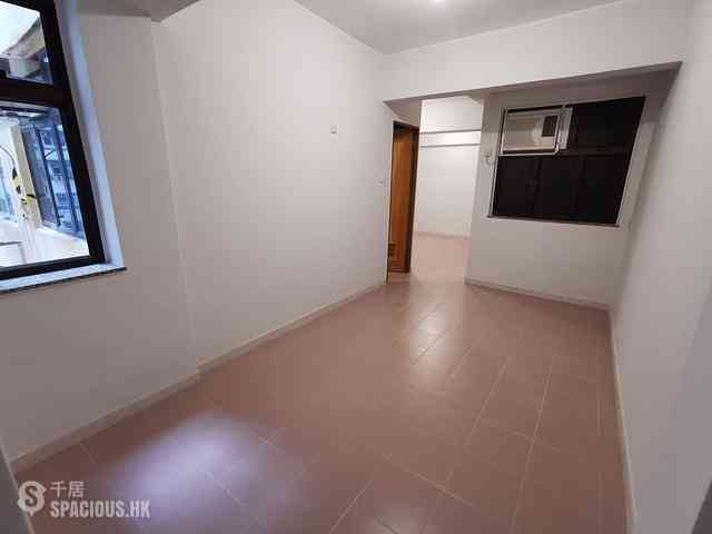Quarry Bay - Kam Hoi Mansion 01