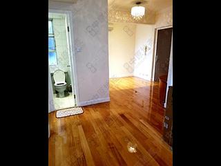 Sai Ying Pun - Golden Phoenix Court 04