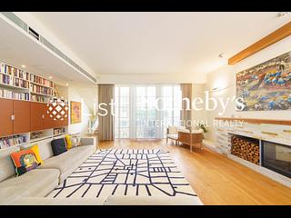 Deep Water Bay - Manderly Garden 02