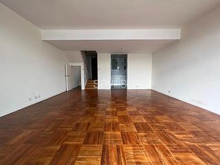 Chung Hom Kok - 30, Cape Road 02