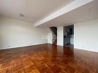 Chung Hom Kok - 30, Cape Road 03