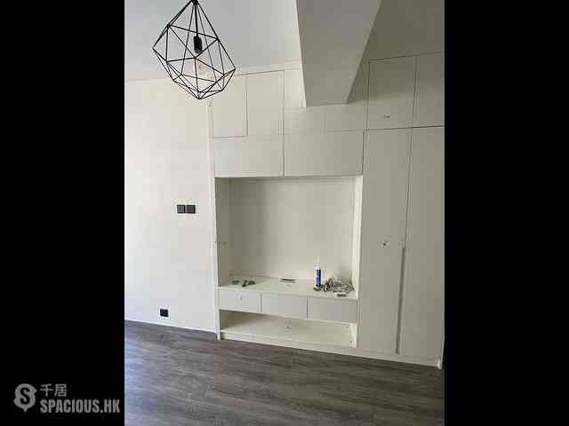 Wan Chai - Wing Tak Building Block A 04