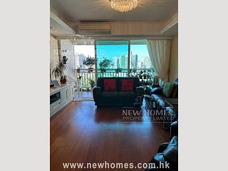 Tai Hang - Swiss Towers 02