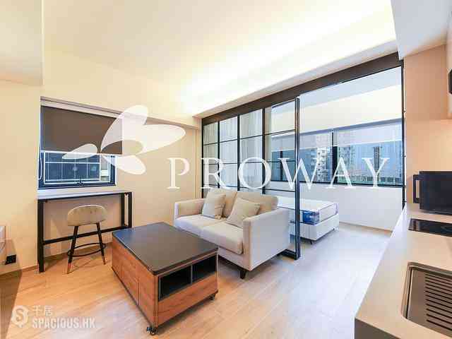 Central - 108-110, Wellington Street 01
