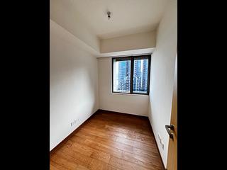 Tseung Kwan O - The Papillons Block 6 03