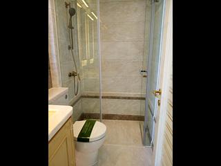 Sai Ying Pun - 63, Pokfulam Amber House (Tower 1) 02