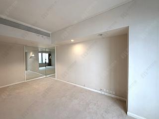 Wan Chai - Convention Plaza Apartments 05