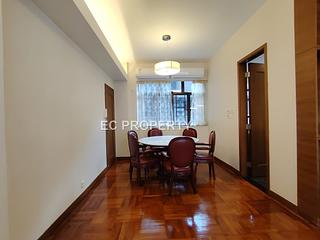 Happy Valley - Aroma House 03